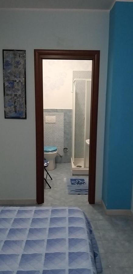 La Finestra Sul Cortile Bed & Breakfast Pomezia Ngoại thất bức ảnh