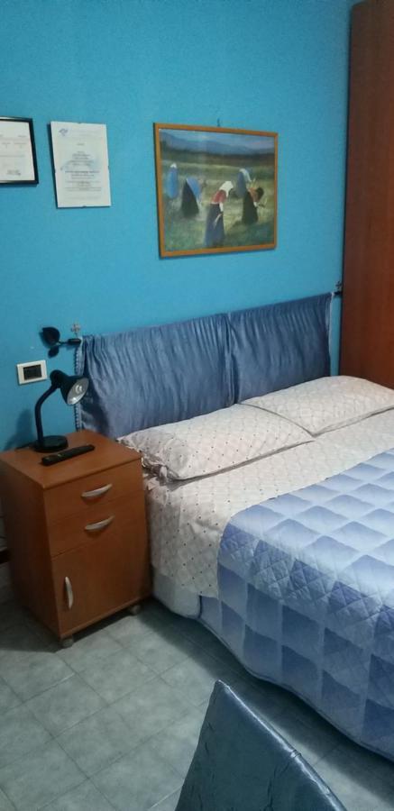 La Finestra Sul Cortile Bed & Breakfast Pomezia Ngoại thất bức ảnh